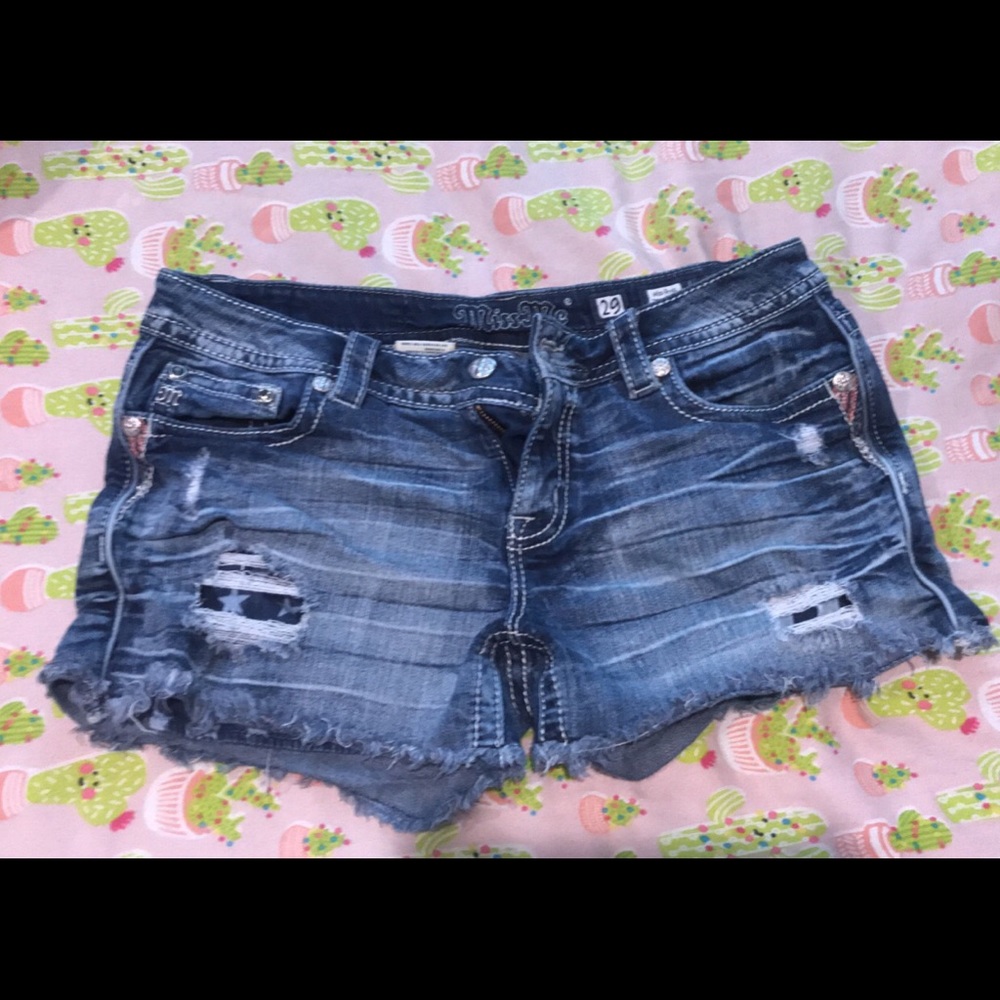 Miss Me American Flag shorts size 29